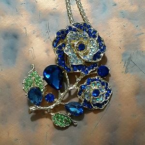 #310 Rhinestone Crystal Blue Flower Necklace Brooch